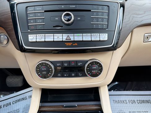 Used 2017 Mercedes-Benz GLS 550 4MATIC image 17