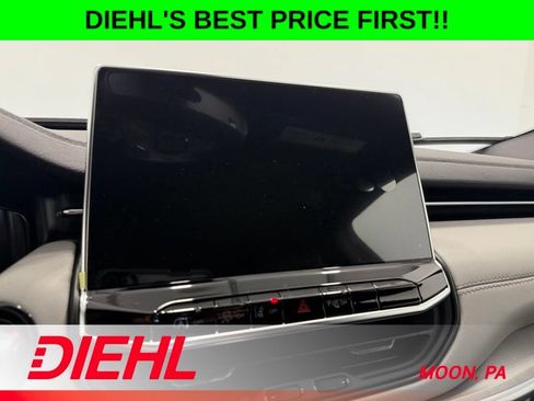 New 2026 Jeep Compass Limited w/ Sun, Sound & Navigation Group AWD/4WD image 29