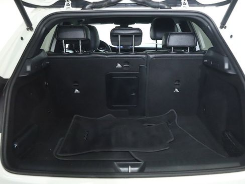 Used 2018 Mercedes-Benz GLA 250 4MATIC image 31