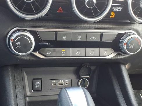 Used 2024 Nissan Sentra SV image 26