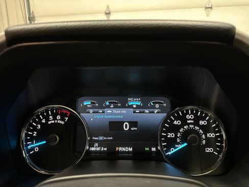 Certified 2020 Ford F150 Lariat w/ Equipment Group 502A Luxury image 18