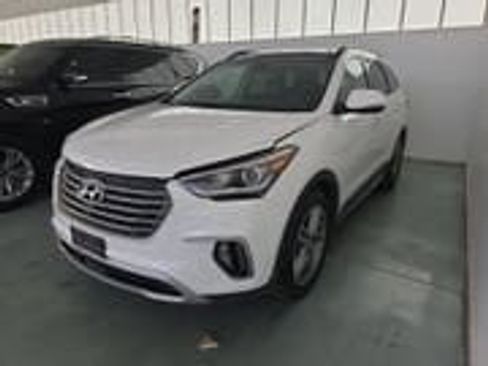 Used 2017 Hyundai Santa Fe Limited FWD image 1