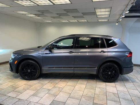 Used 2022 Volkswagen Tiguan SE R-Line image 5