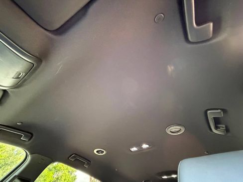 Used 2023 Buick Enclave Essence FWD image 20