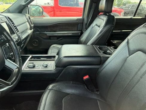 Used 2019 Ford Expedition Max Limited AWD/4WD image 3