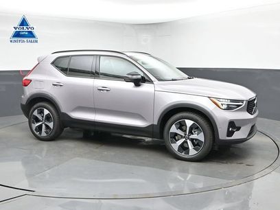 New 2026 Volvo XC40 B5 Plus w/ Climate Package