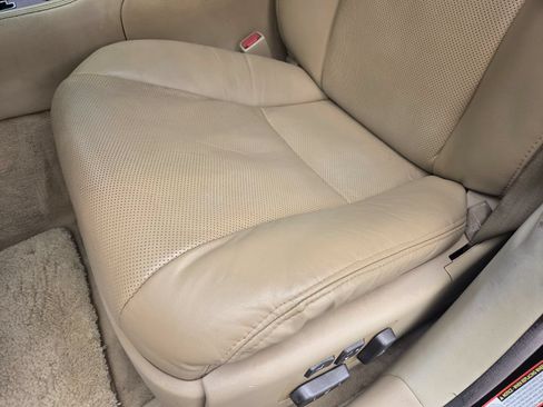 Used 2007 Lexus LS 460 RWD image 17