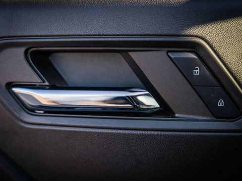 Used 2024 GMC Canyon Elevation w/ Convenience Package image 26