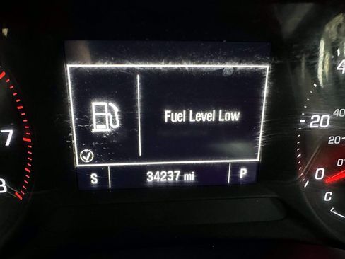 Used 2023 Chevrolet TrailBlazer LT FWD image 30