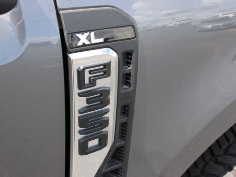 Used 2024 Ford F350 XL AWD/4WD image 29