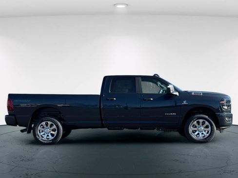 New 2026 RAM 3500 Big Horn AWD/4WD image 6