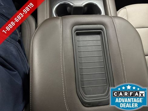 Certified 2023 GMC Yukon SLT w/ SLT Premium Package AWD/4WD image 15
