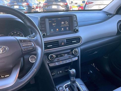 Used 2018 Hyundai Kona Limited image 8