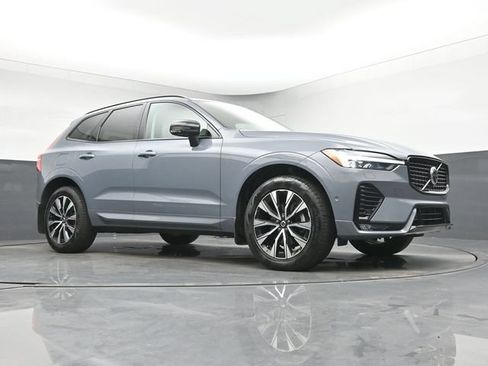 Used 2024 Volvo XC60 B5 Plus w/ Protection Package Premier AWD/4WD image 10