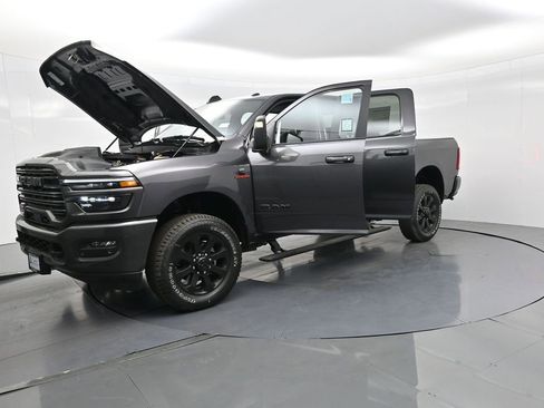 New 2025 RAM 2500 Laramie image 24