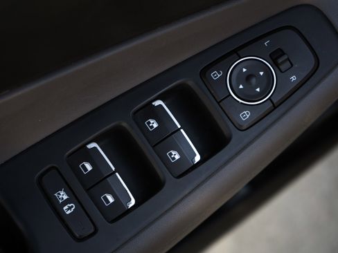 Used 2020 Hyundai Santa Fe SEL image 36