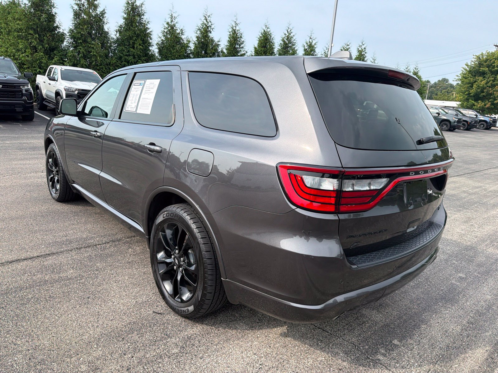Used 2020 Dodge Durango R/T w/ Blacktop Package AWD/4WD image 3