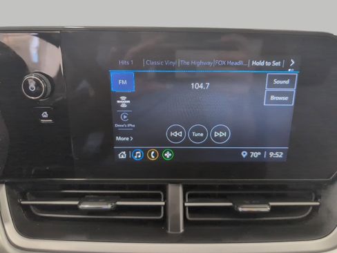 Used 2025 Chevrolet Trax RS w/ Driver Confidence Package FWD image 7