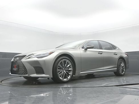 Used 2022 Lexus LS 500 AWD w/ Accessory Package (Z1) image 28