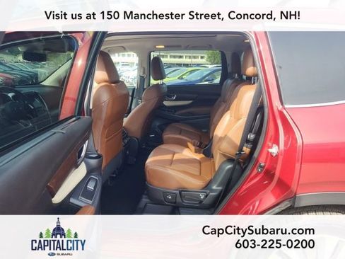 Used 2019 Subaru Ascent Touring AWD/4WD image 17