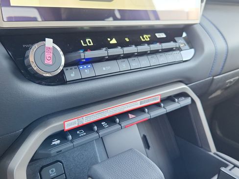 New 2026 Toyota Tundra Platinum w/ Tow Tech Package image 19