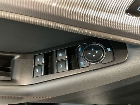 New 2026 Ford Explorer Active w/ Active Comfort Package image 8