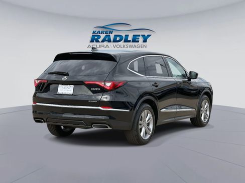 Used 2023 Acura MDX SH-AWD image 2