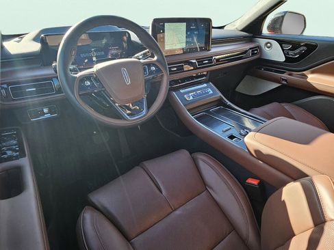 New 2026 Lincoln Aviator Reserve image 17