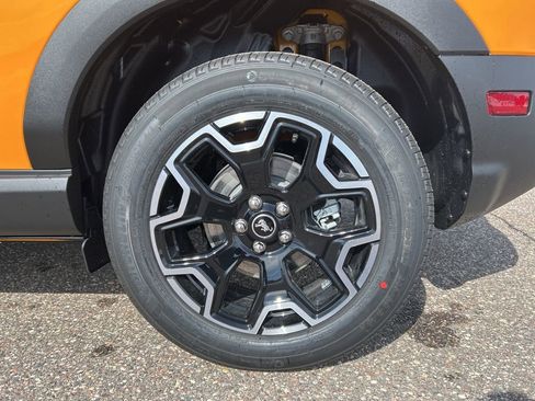 New 2026 Ford Bronco Sport Outer Banks w/ Outer Banks Tech Package+ AWD/4WD image 21