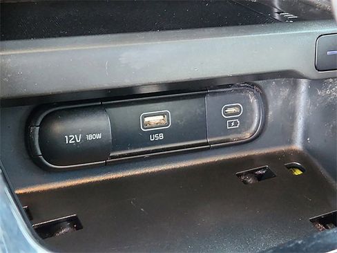 Used 2023 Kia Soul GT-Line image 16