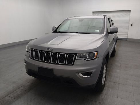 Used 2019 Jeep Grand Cherokee Laredo AWD/4WD image 15