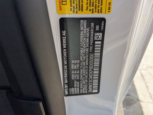 Used 2023 BMW 230i Coupe w/ Premium Package image 37