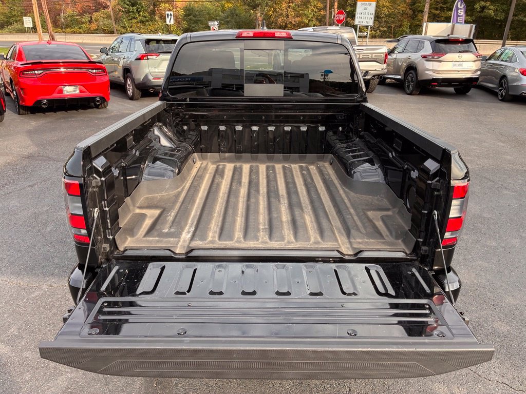 Used 2026 Nissan Frontier PRO-4X AWD/4WD image 12