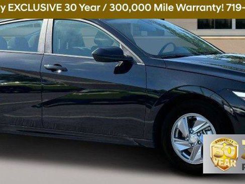 New 2025 Hyundai Elantra SE image 2