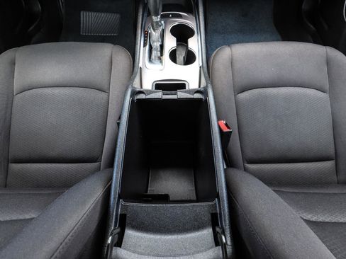 Used 2019 Chevrolet Malibu LT image 30