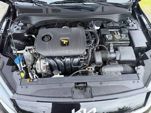 Used 2023 Kia Forte LXS FWD image 25