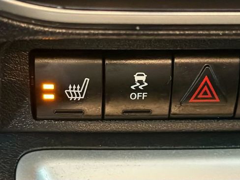 Used 2016 Jeep Compass Latitude image 19