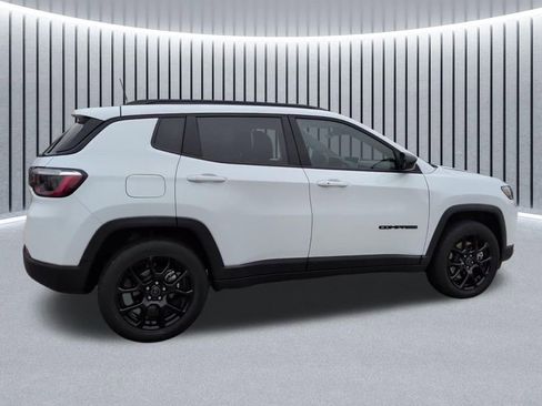 New 2026 Jeep Compass Latitude AWD/4WD image 4