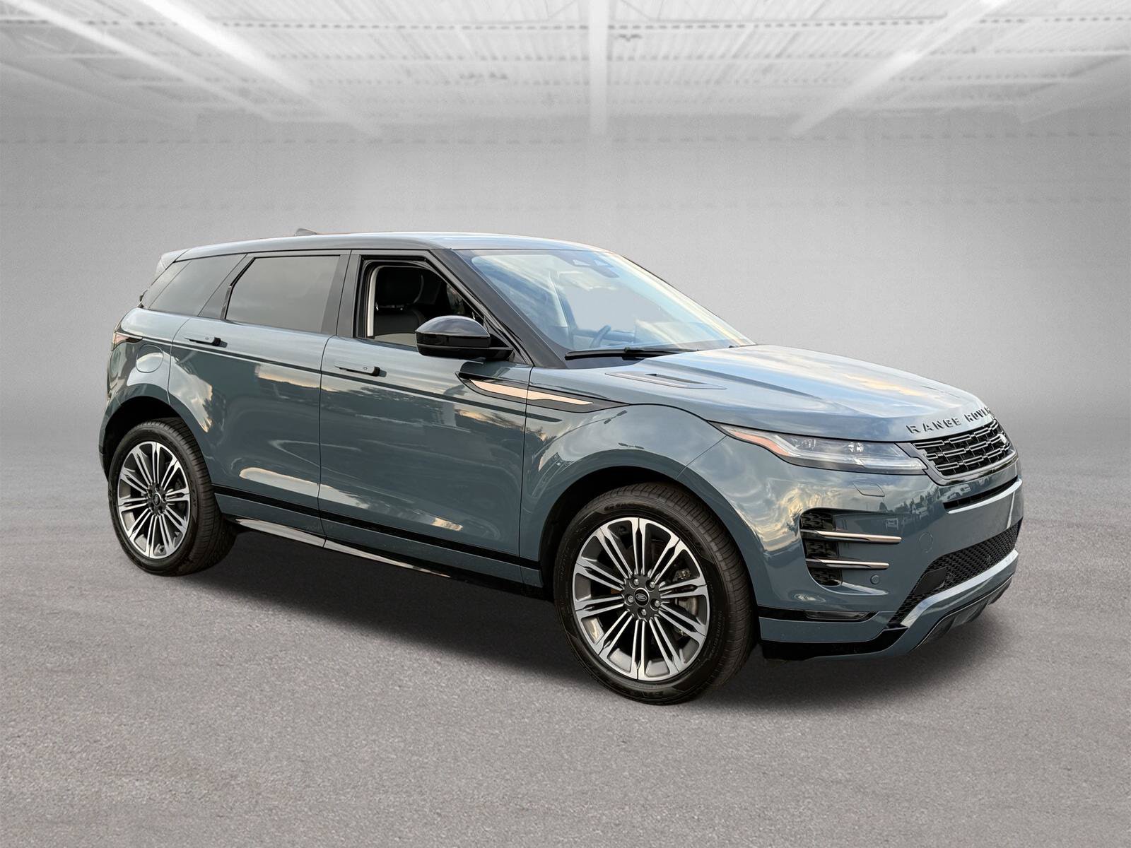 Used 2024 Land Rover Range Rover Evoque Dynamic SE AWD/4WD image 11
