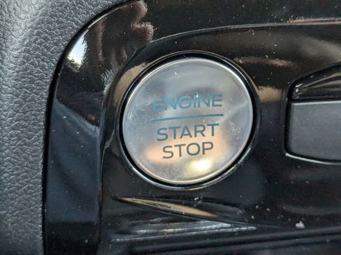 New 2026 Ford Escape ST-Line w/ Tech Pack #1 FWD image 32