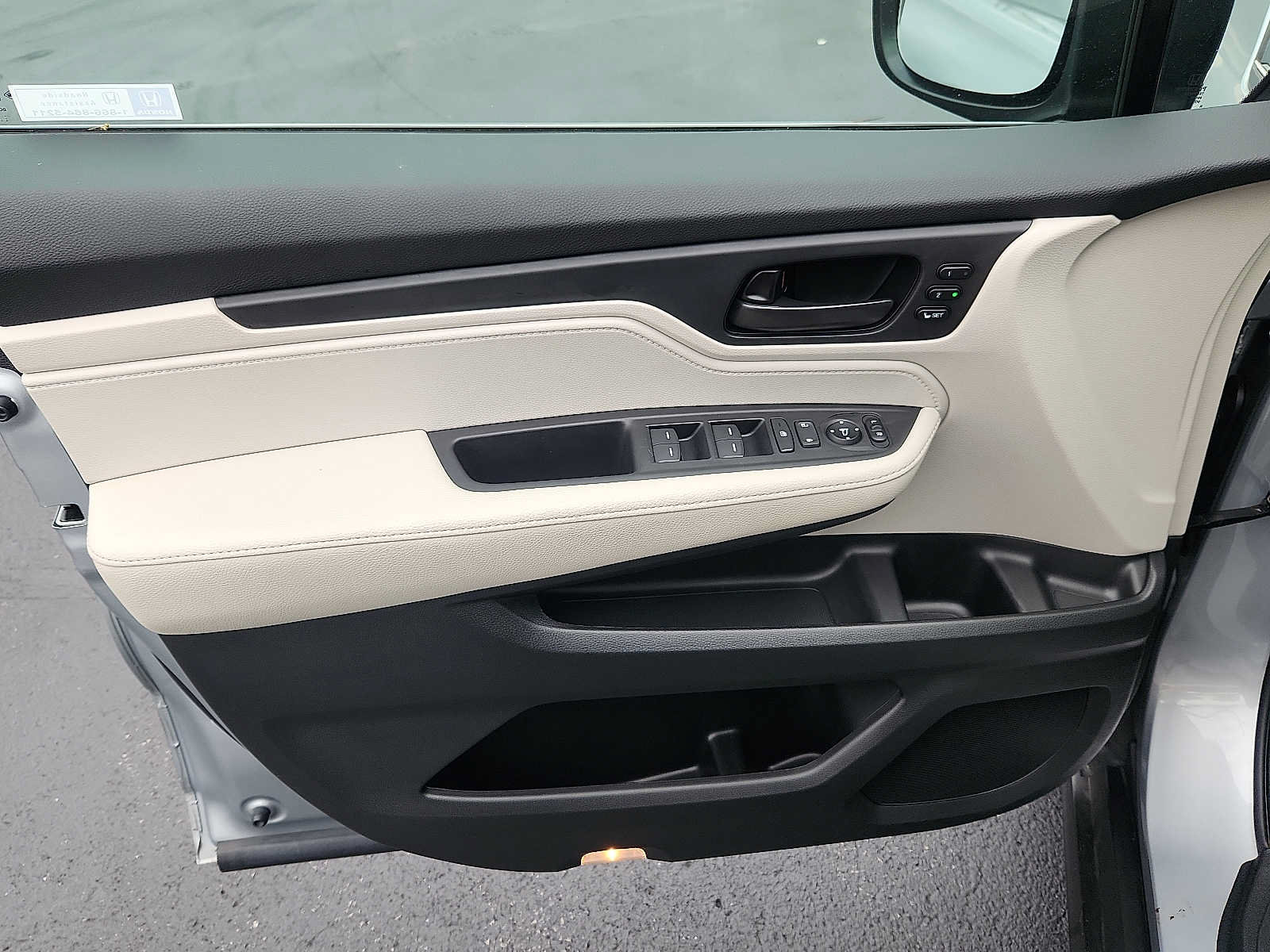 Used 2026 Honda Odyssey EX-L image 12