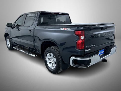 Used 2022 Chevrolet Silverado 1500 LT image 7