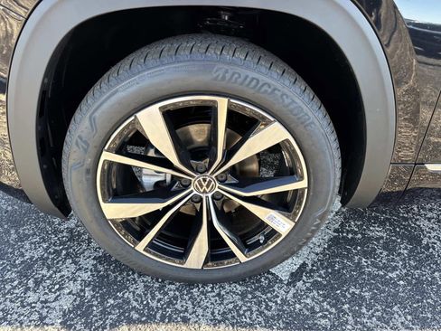 New 2026 Volkswagen Atlas Cross Sport SEL Premium R-Line AWD/4WD image 10