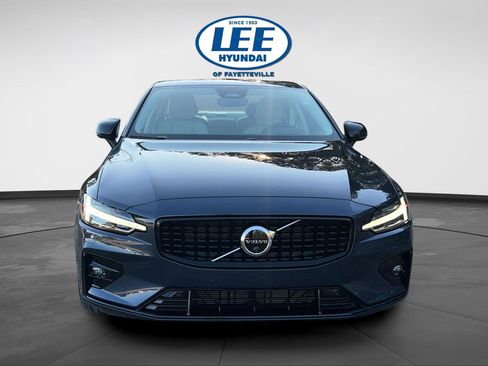 Used 2024 Volvo S60 B5 Ultimate w/ Climate Package image 2