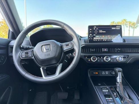 Used 2025 Honda CR-V Sport-L image 11