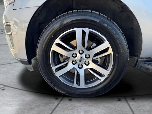 Used 2024 Ford Expedition Max Limited image 29