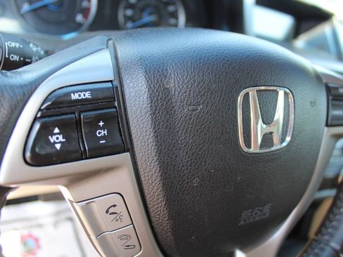 Used 2012 Honda Crosstour EX-L image 11