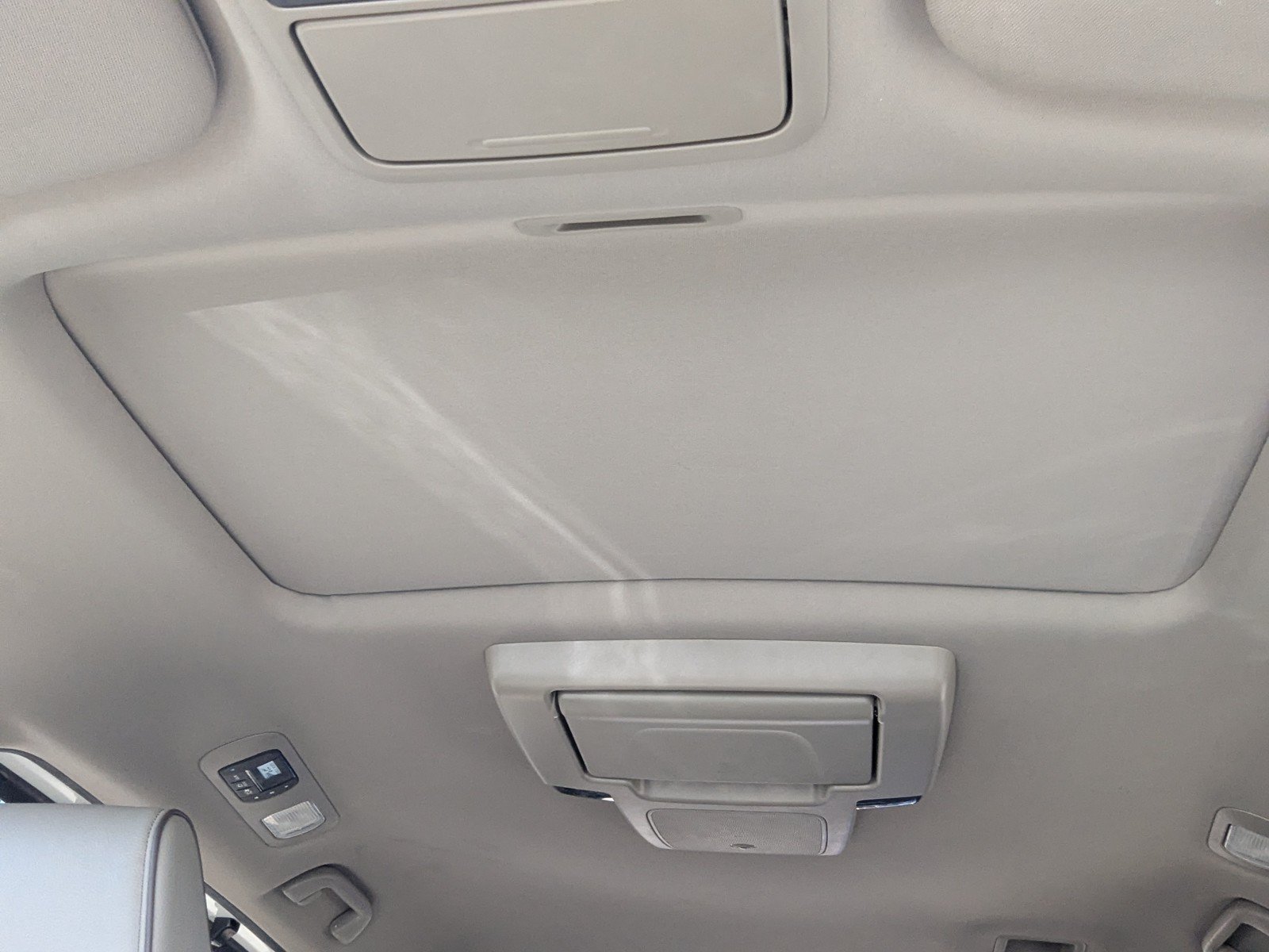 Used 2023 Honda Odyssey Elite image 16