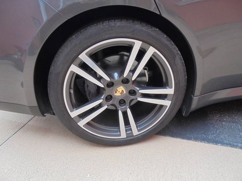 Used 2015 Porsche Panamera 4 AWD/4WD image 29