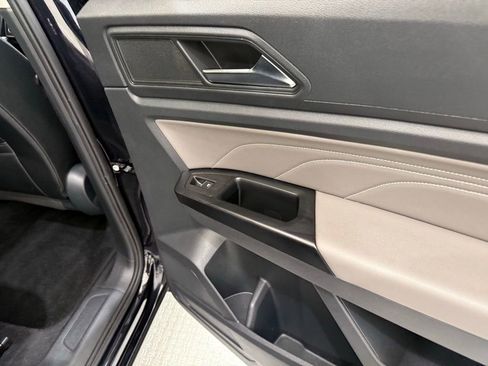 Used 2021 Volkswagen Atlas SE w/ Panoramic Sunroof Package image 26